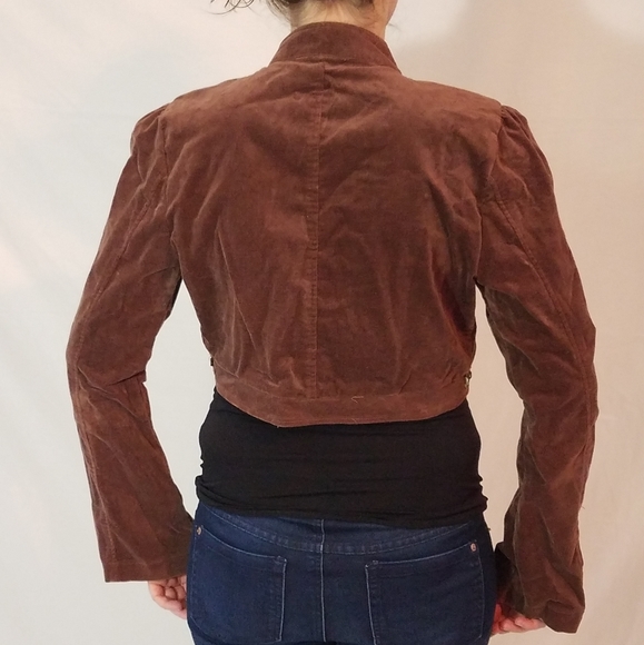 Women's velvet crop top jacket! - Picture 7 of 8